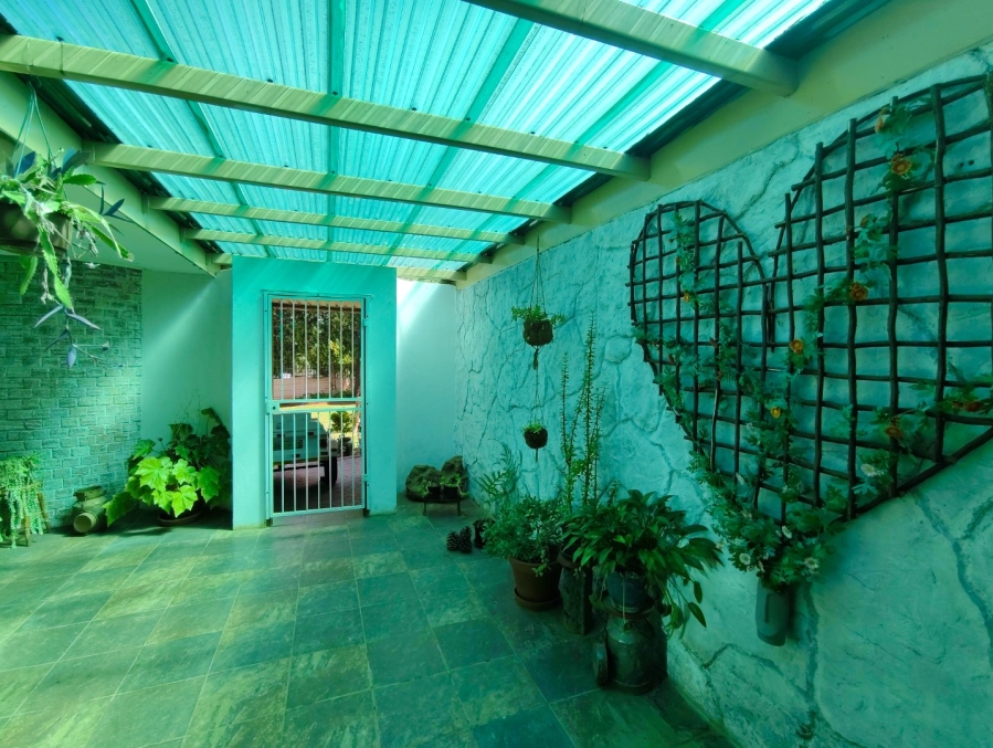 3 Bedroom Property for Sale in Pellissier Free State